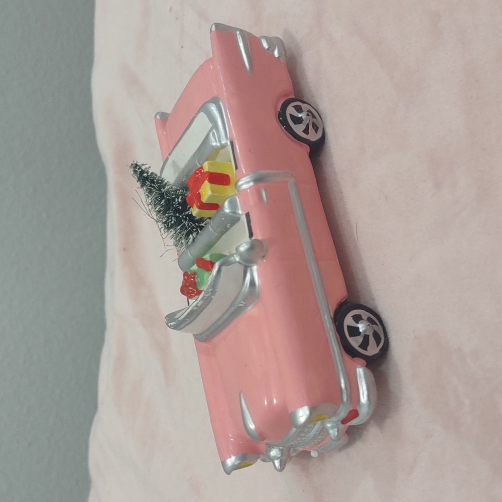 Department 56 The Original Snow Village Christmas Cadillac